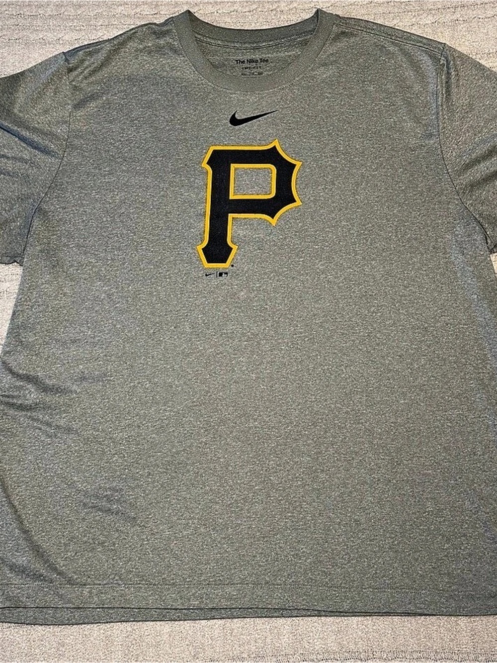 Nike Dri-FIT Pittsburgh Pirates MLB Gray Short Sleeve T-Shirt, Size 2XL